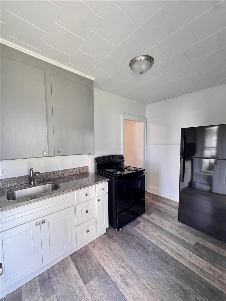 1049 W Tilghman Street - Photo 9