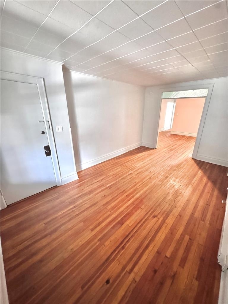 1049 W Tilghman Street - Photo 1