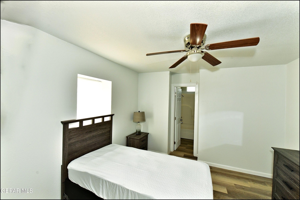 6806 Alameda Avenue - Photo 10