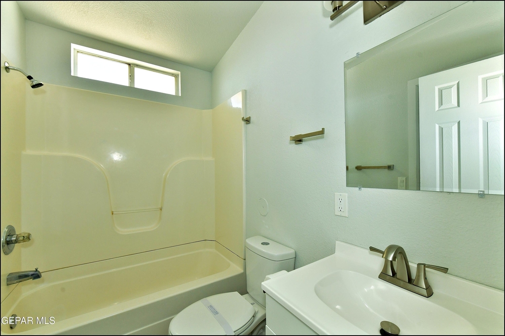 6806 Alameda Avenue - Photo 15
