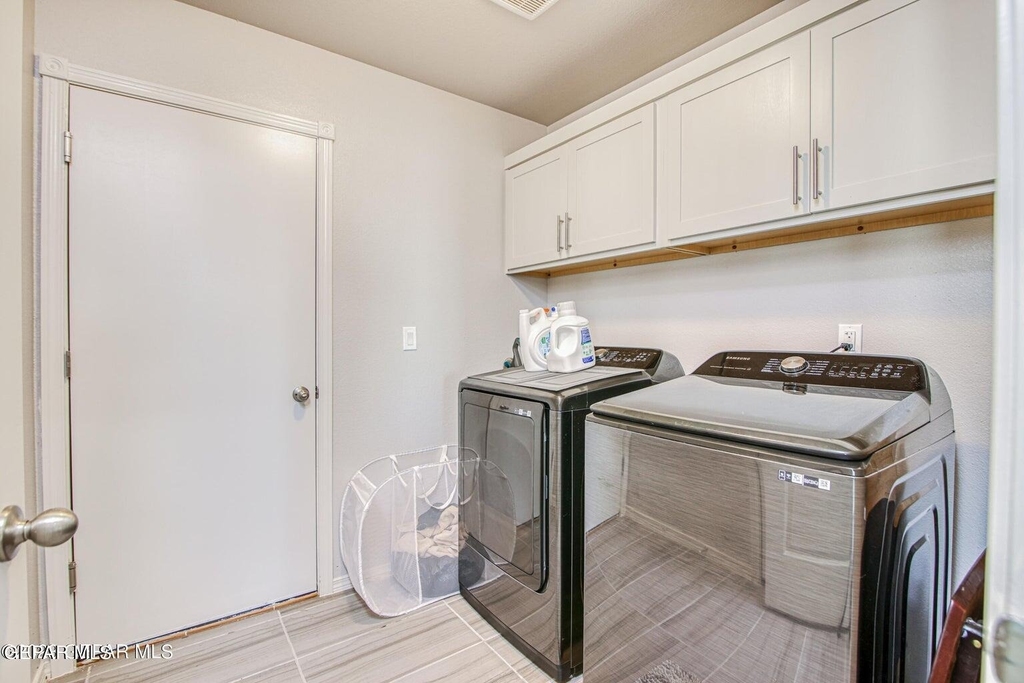 14724 Charles Foster Avenue - Photo 7