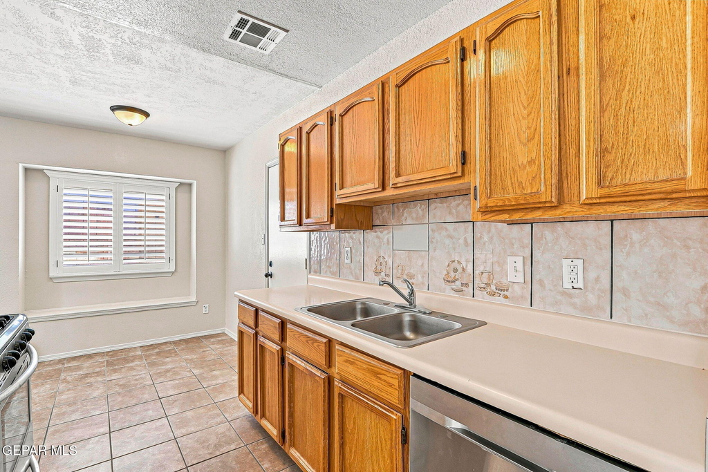 11859 Urbici Soler Drive - Photo 7