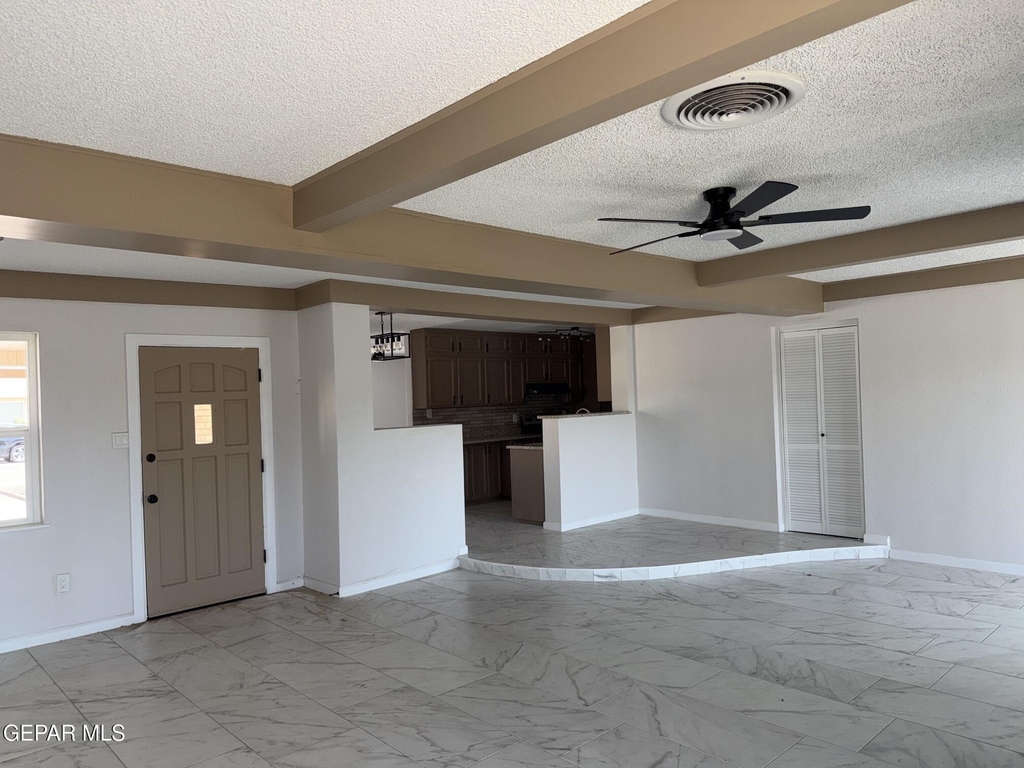 8104 Dempsey Avenue - Photo 7