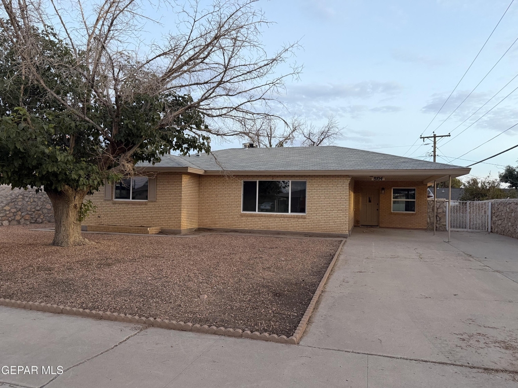 8104 Dempsey Avenue - Photo 0