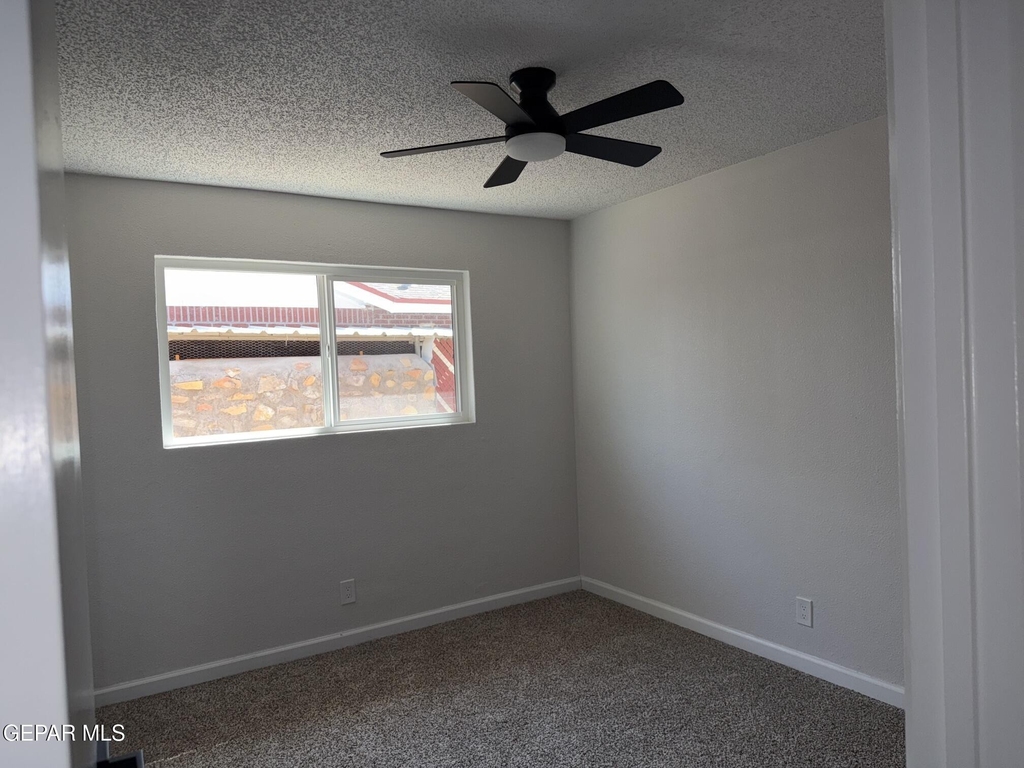 8104 Dempsey Avenue - Photo 13