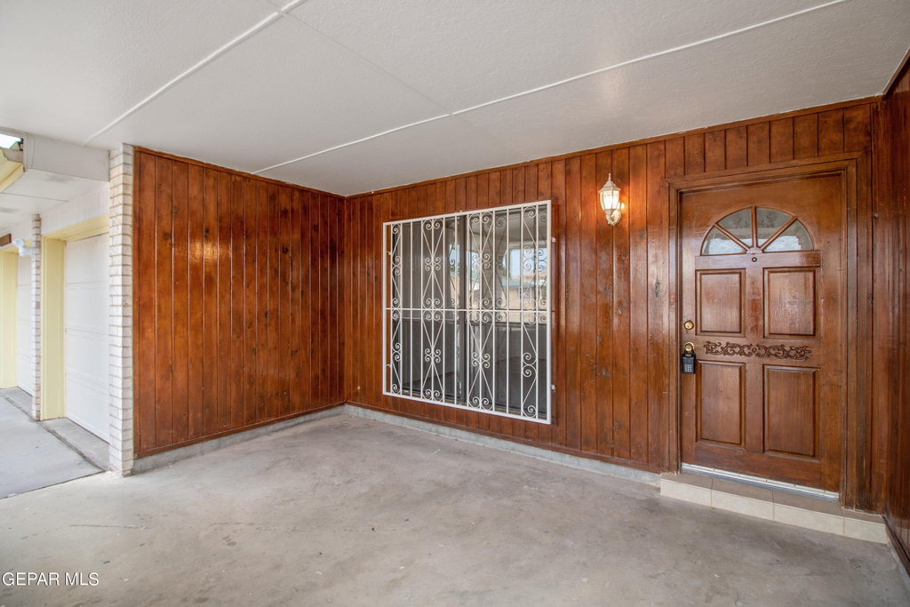 11625 Cedar Crest Drive - Photo 10
