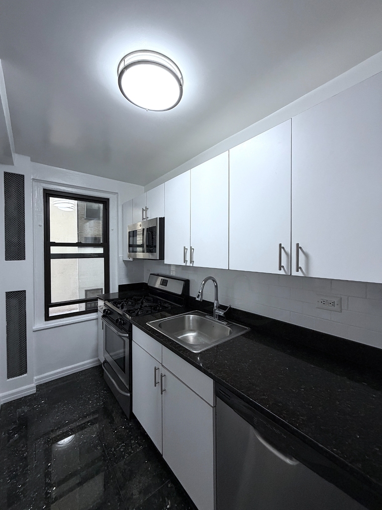 East 38th Street - Photo 1