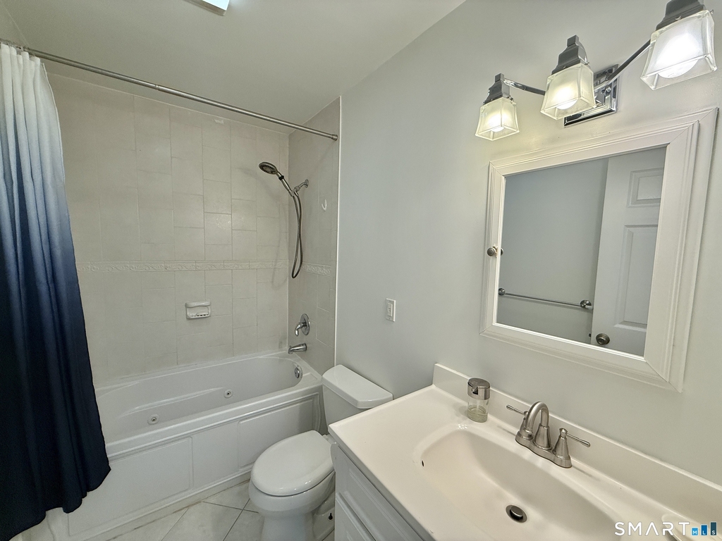 70 Renwick Place - Photo 10