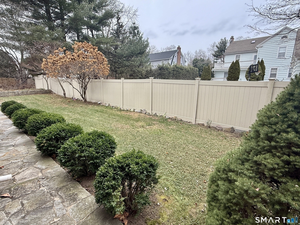 70 Renwick Place - Photo 19