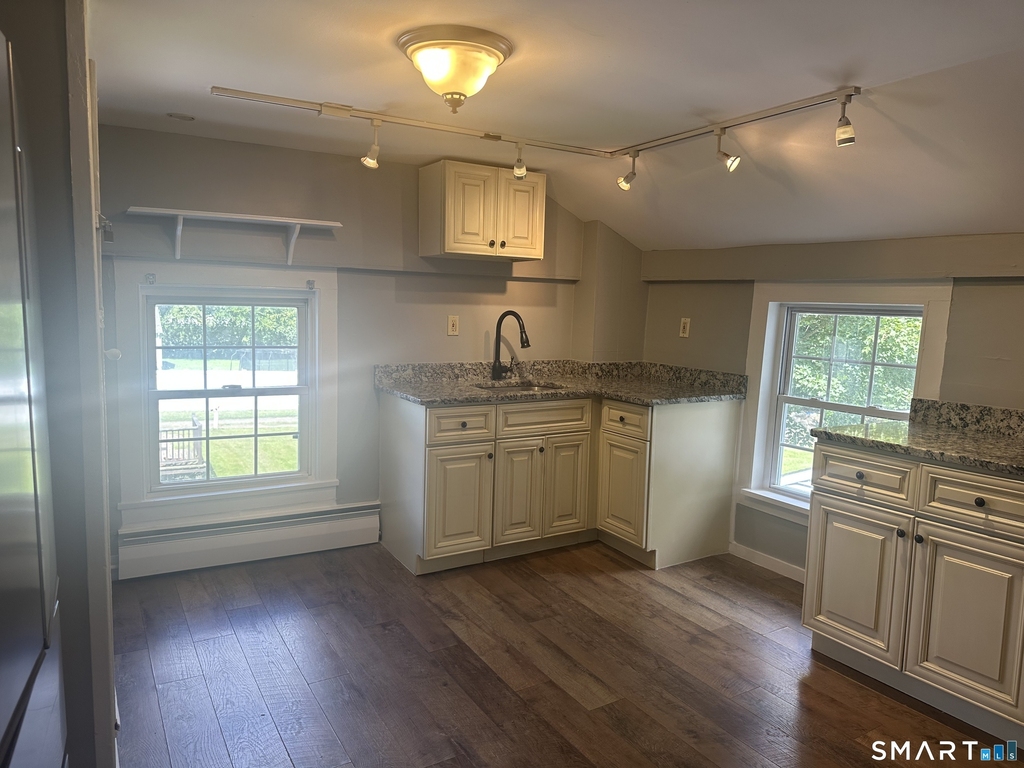 14 Pleasant Street - Photo 5