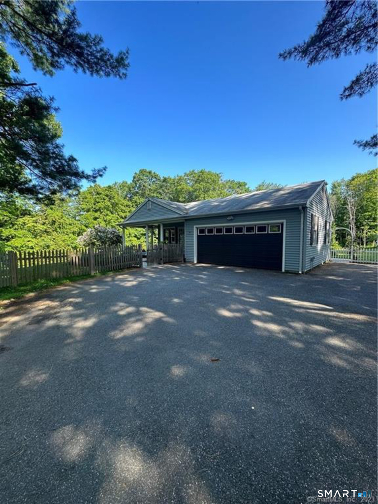 350 Bell Street - Photo 0