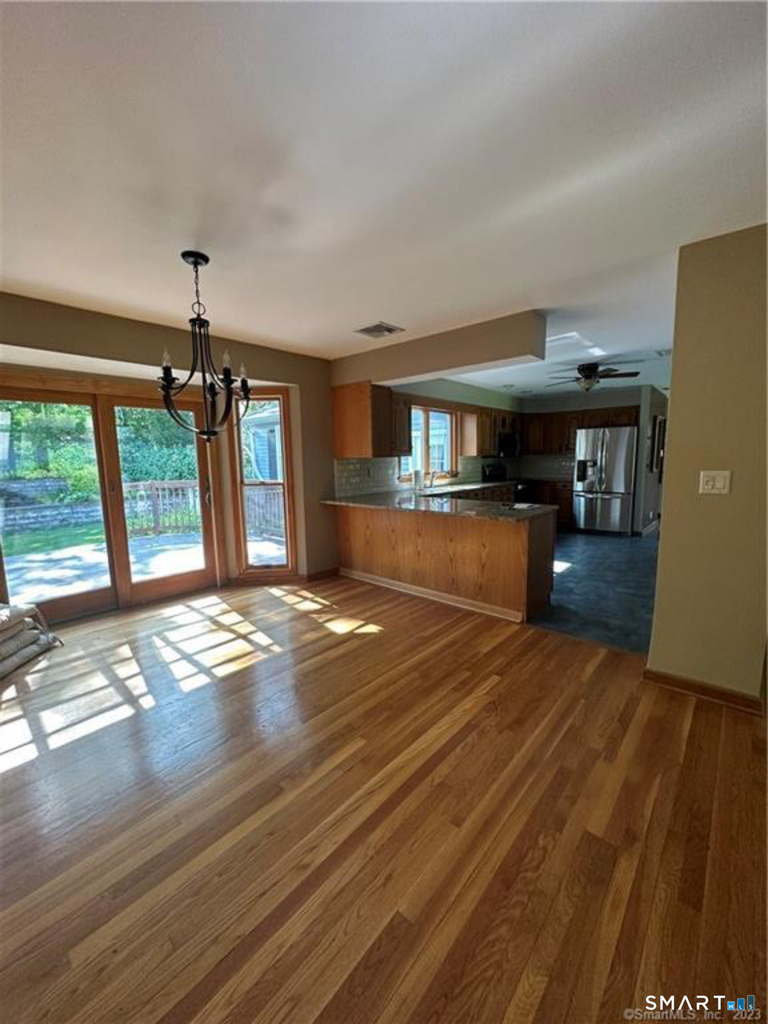 350 Bell Street - Photo 13