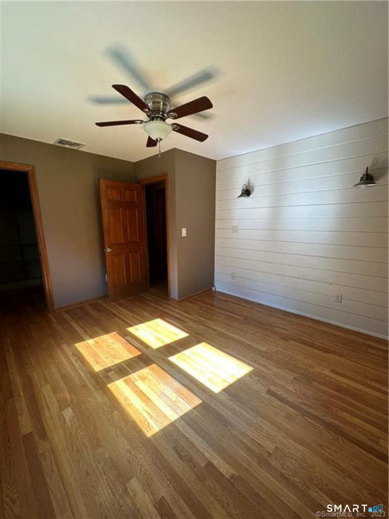 350 Bell Street - Photo 14