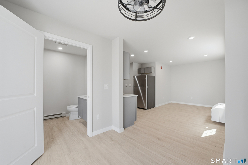589 Bedford Street - Photo 7