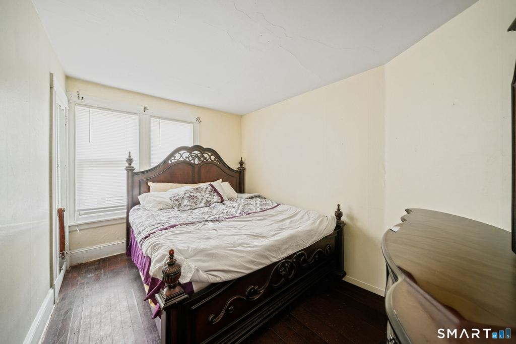 143 Divinity Street - Photo 10
