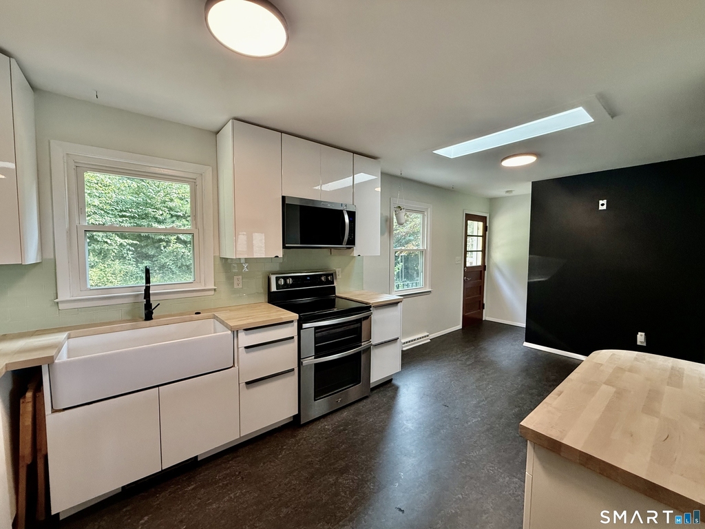 220 Foxon Hill Road - Photo 4