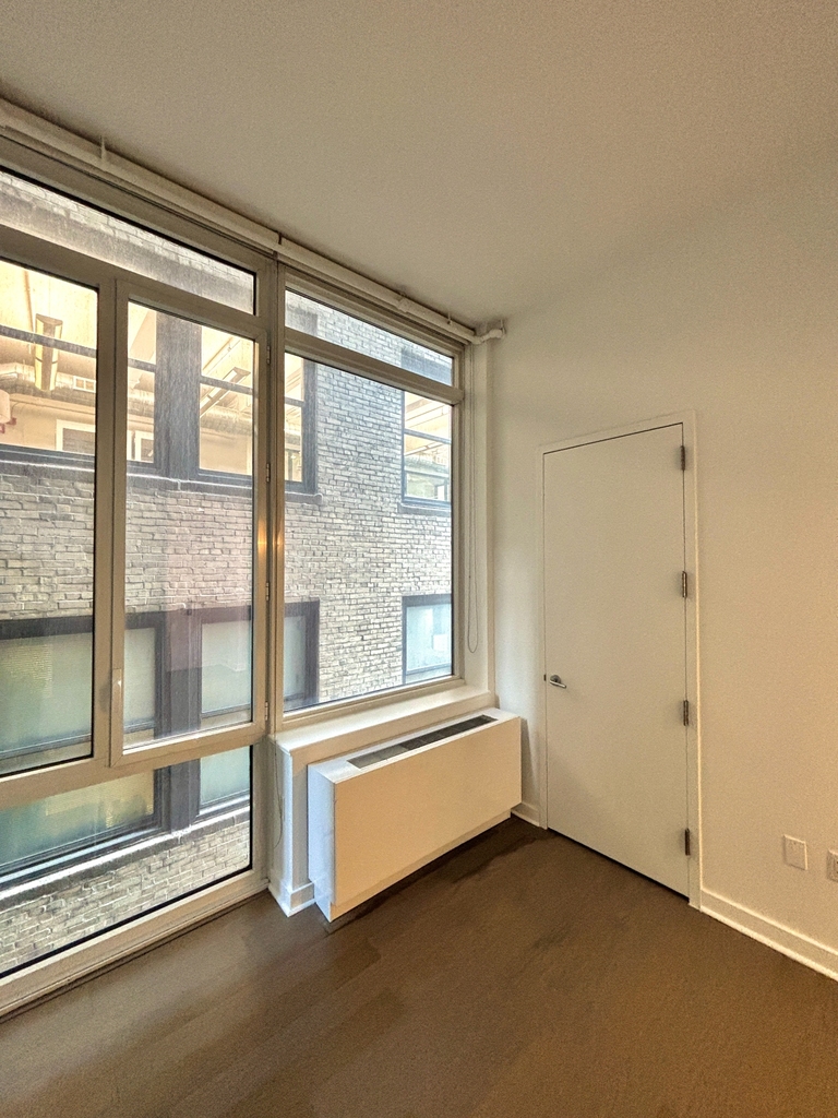 5th Avenue (31ST & 32ND ST) - Photo 1