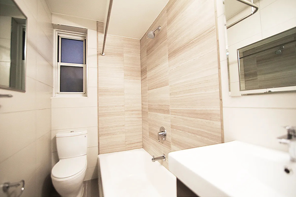 West 18th Street - Photo 2