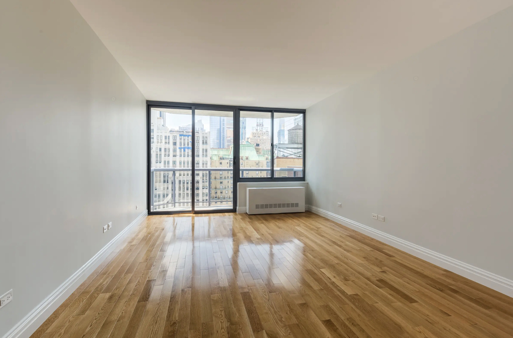 West 48th Street (BROADWAY & 8TH AVE) - Photo 4