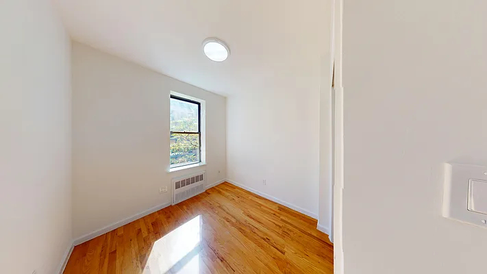 417 East 65th Street - Photo 5