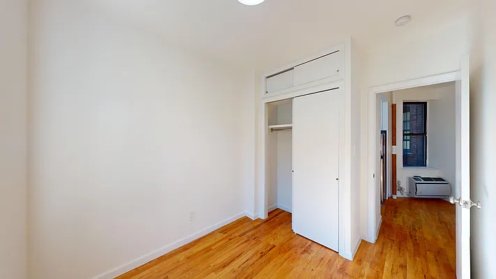 417 East 65th Street - Photo 4