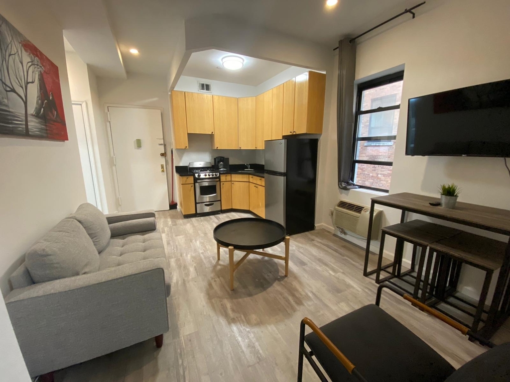 West 51st Street - Photo 2