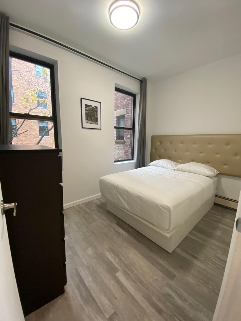 West 51st Street - Photo 3
