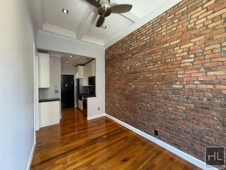 East 11th Street - Photo 1