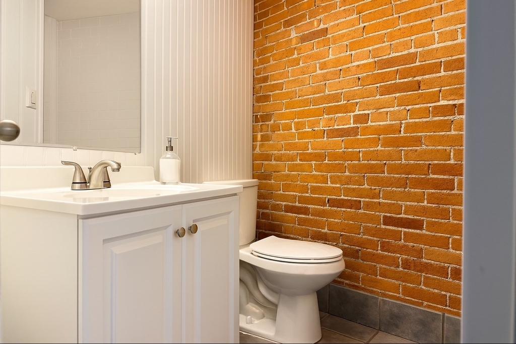 101 Court St - Photo 8