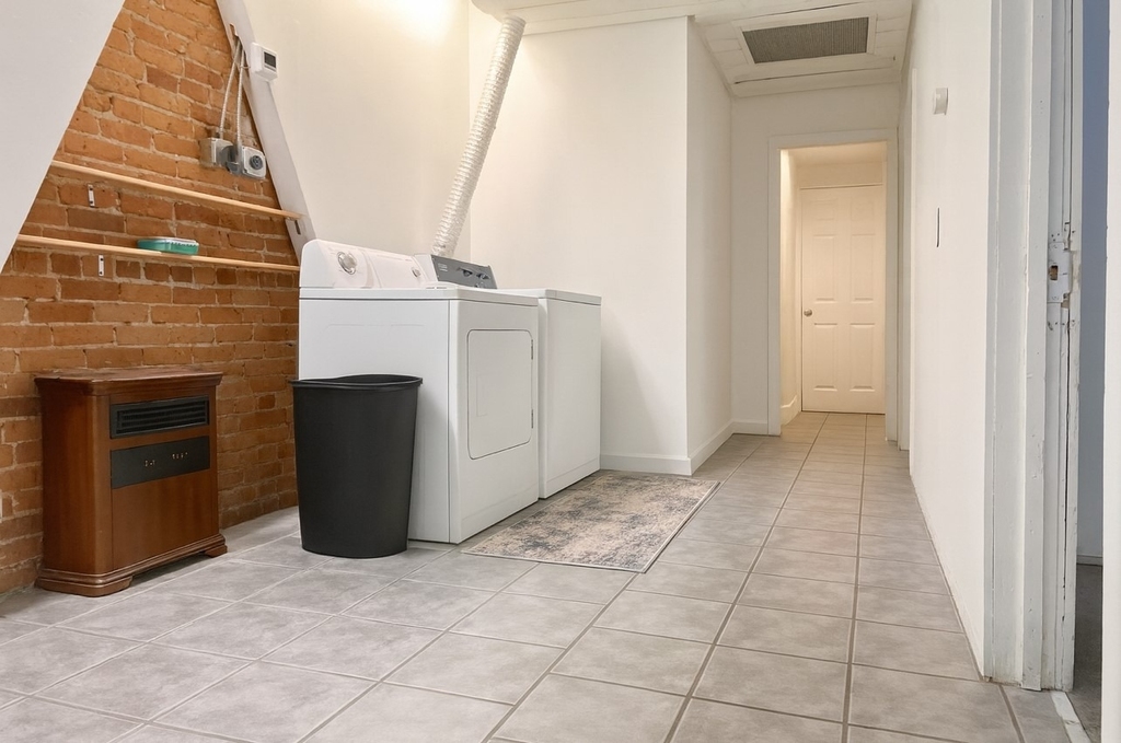 101 Court St - Photo 9