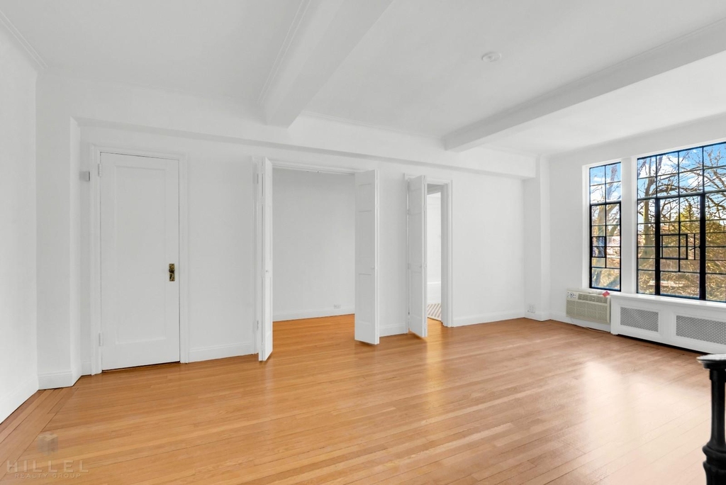 20 Continental Avenue - Photo 13