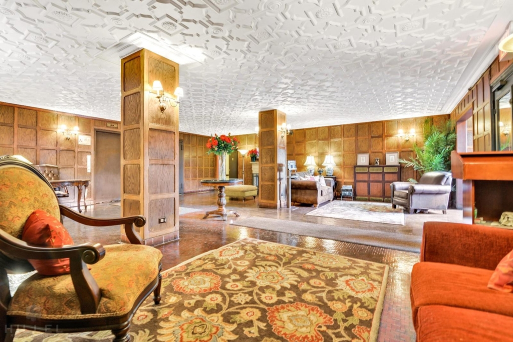 20 Continental Avenue - Photo 17