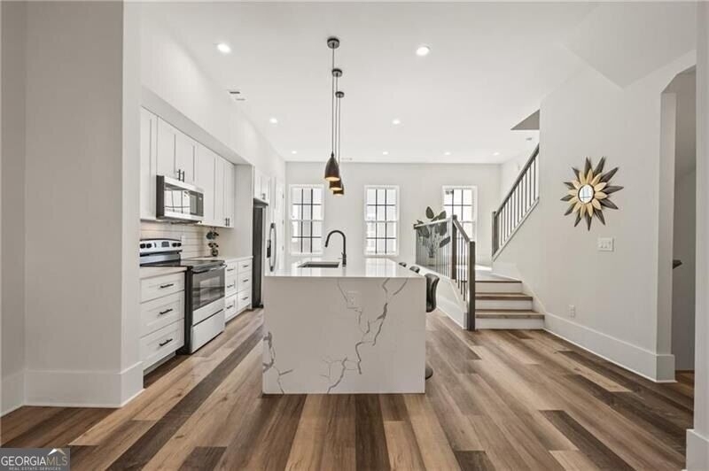 3165 Dogwood Drive - Photo 1