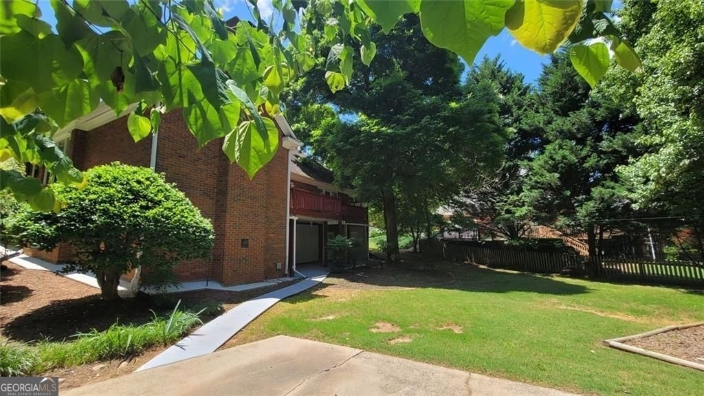 5005 Johns Creek Court - Photo 3