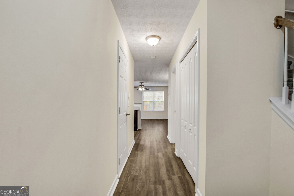 762 Georgetown Court - Photo 4