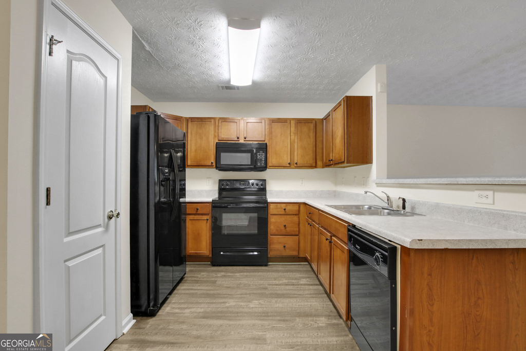 762 Georgetown Court - Photo 13