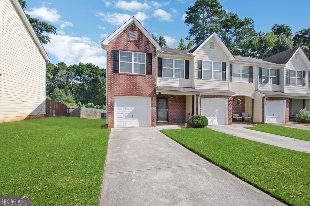 762 Georgetown Court - Photo 2