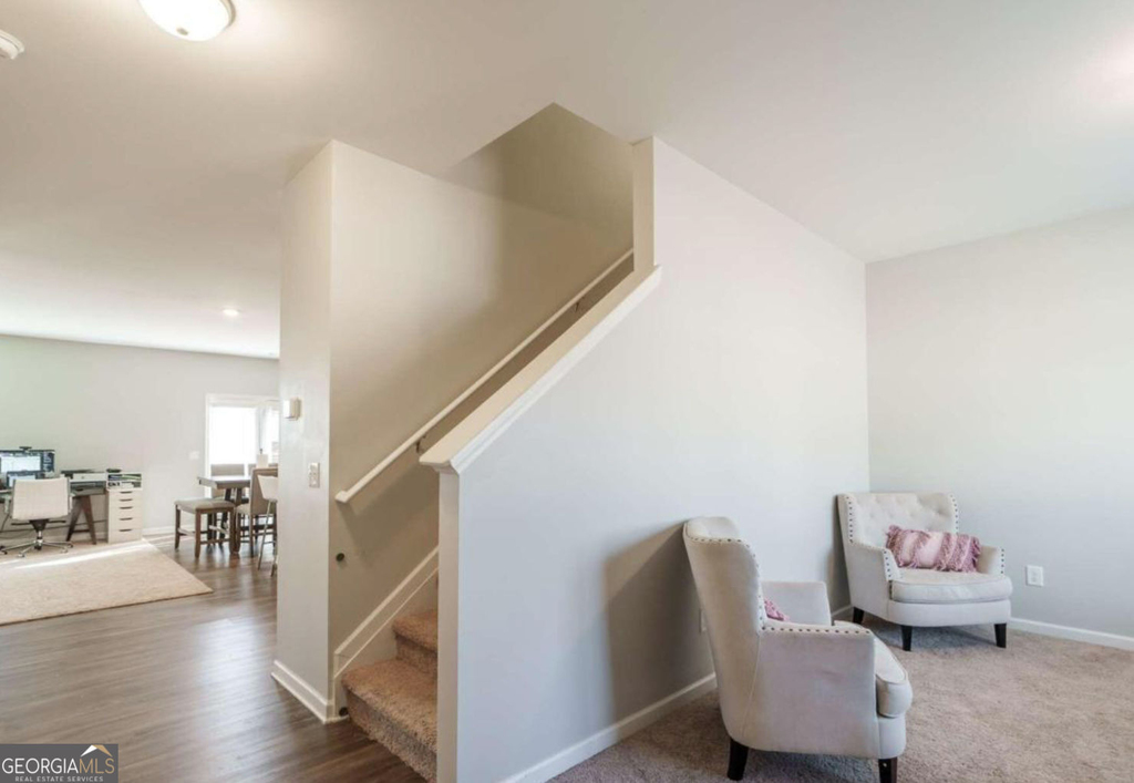 449 Mccall Way - Photo 4