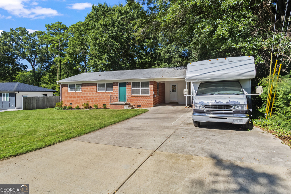 2560 Walton Way Sw - Photo 3