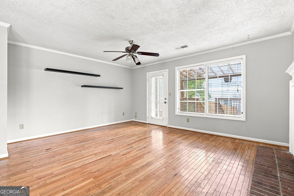 5021 David Place - Photo 4