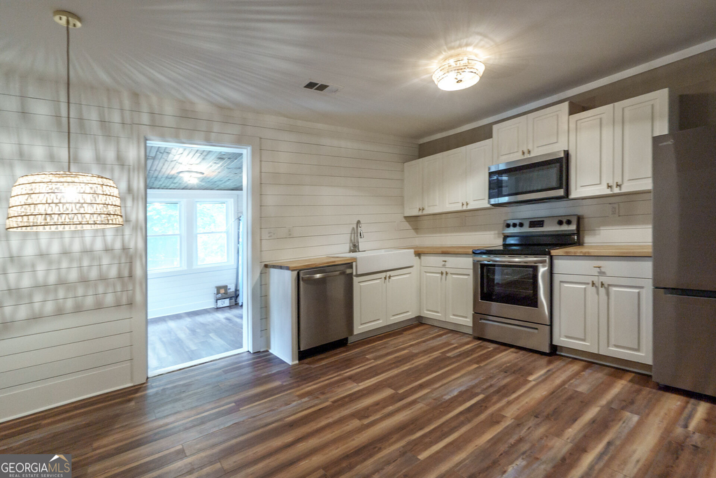 175 E Main Street - Photo 13