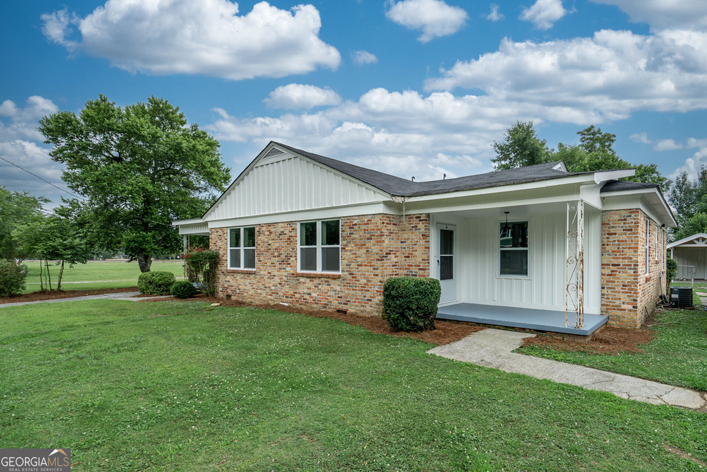 175 E Main Street - Photo 2