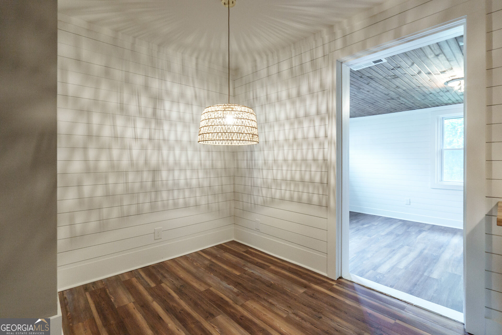 175 E Main Street - Photo 16