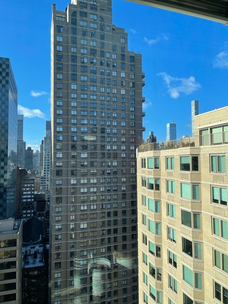 East 71st Street - Photo 5