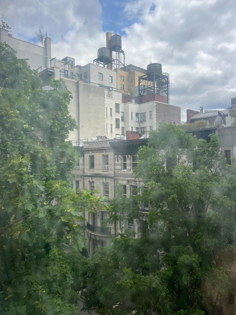 Riverside Drive - Photo 10