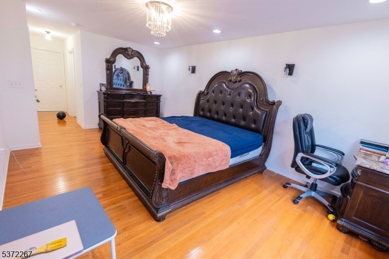 347 Raymound Blvd - Photo 19
