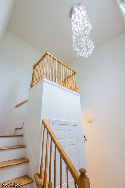 347 Raymound Blvd - Photo 12