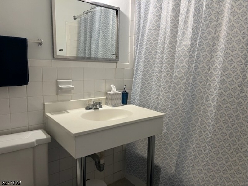 123 Milligan Pl - Photo 3