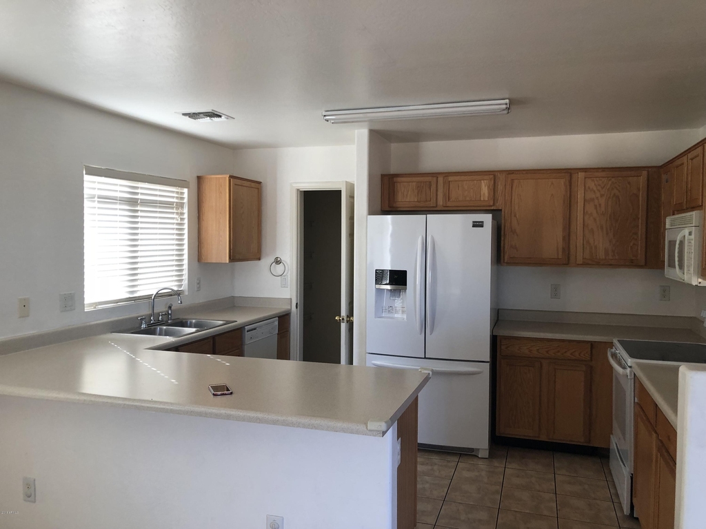 12449 W Via Camille Drive - Photo 4