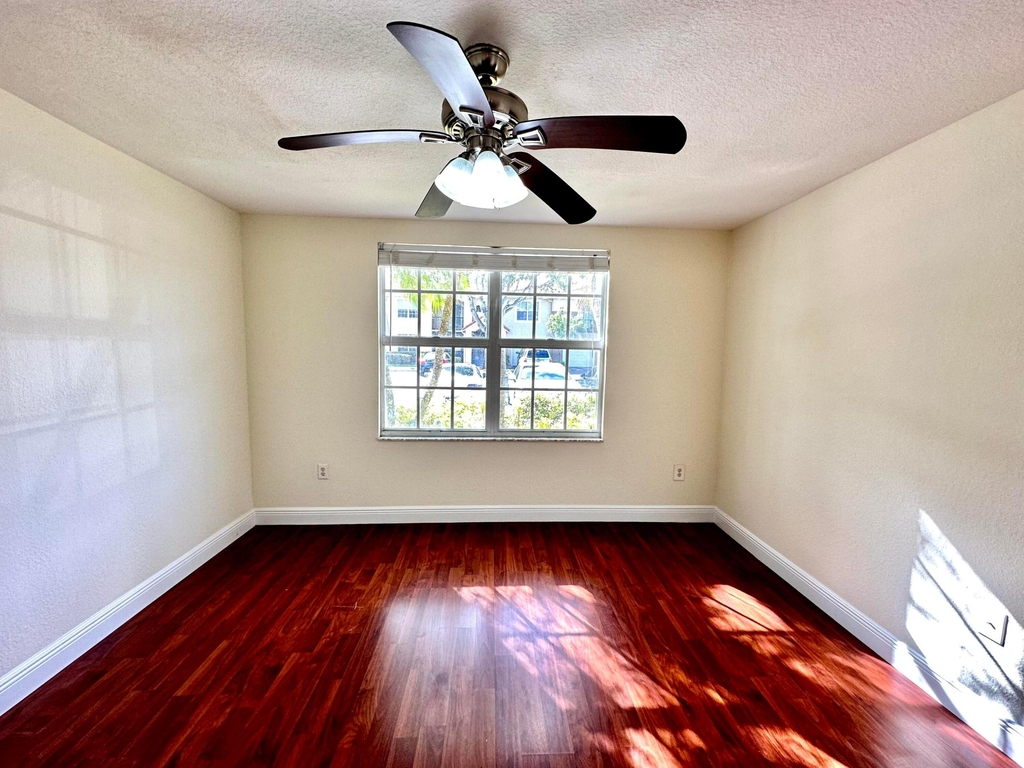 15135 Michelangelo Boulevard - Photo 20